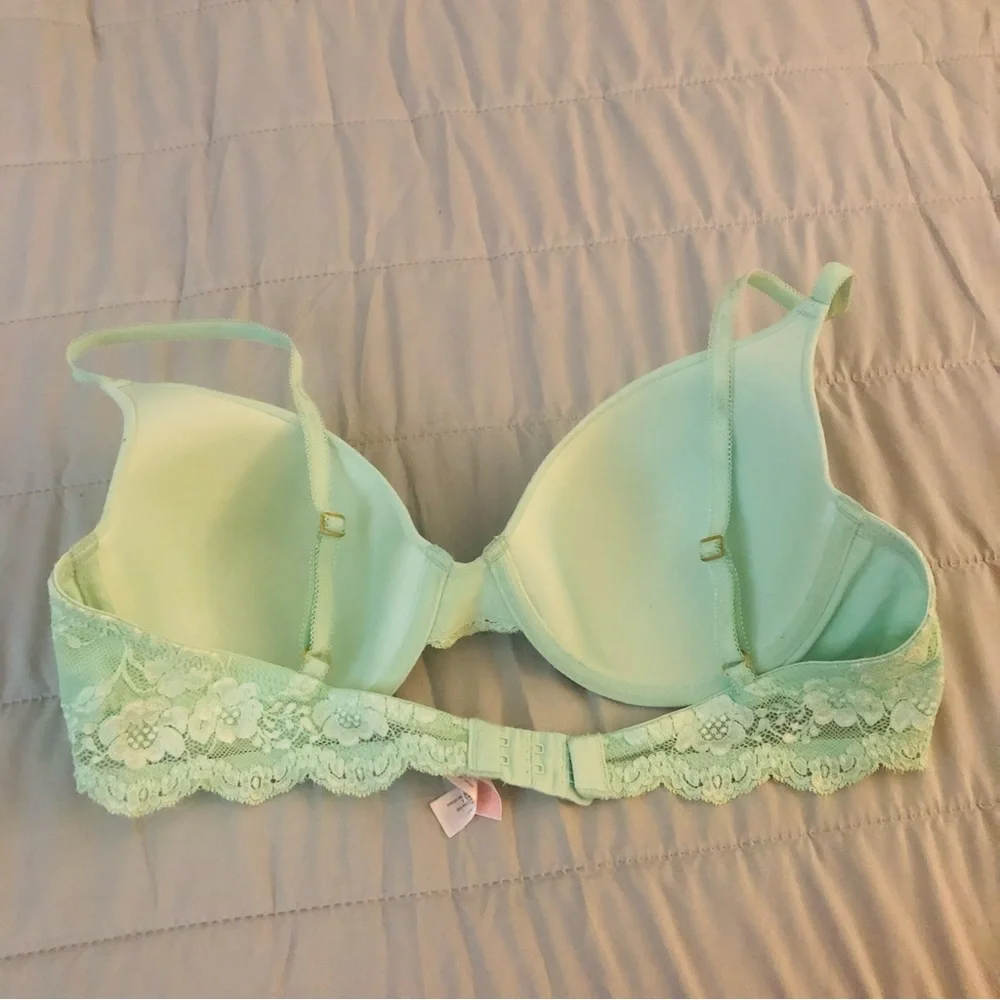 Victoria’s Secret | Pastel Green w/ Lace Bra - Picture 2 of 11
